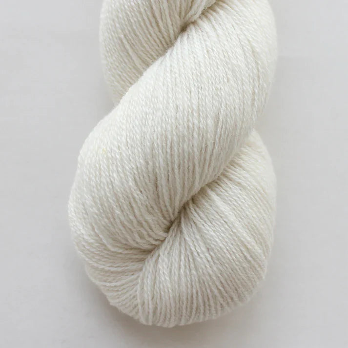 Lotus Cashmere Lace - Ecru (Color