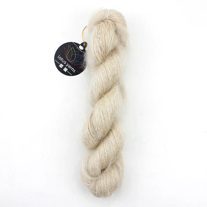 Lotus Silky Mohair - Beige (Color