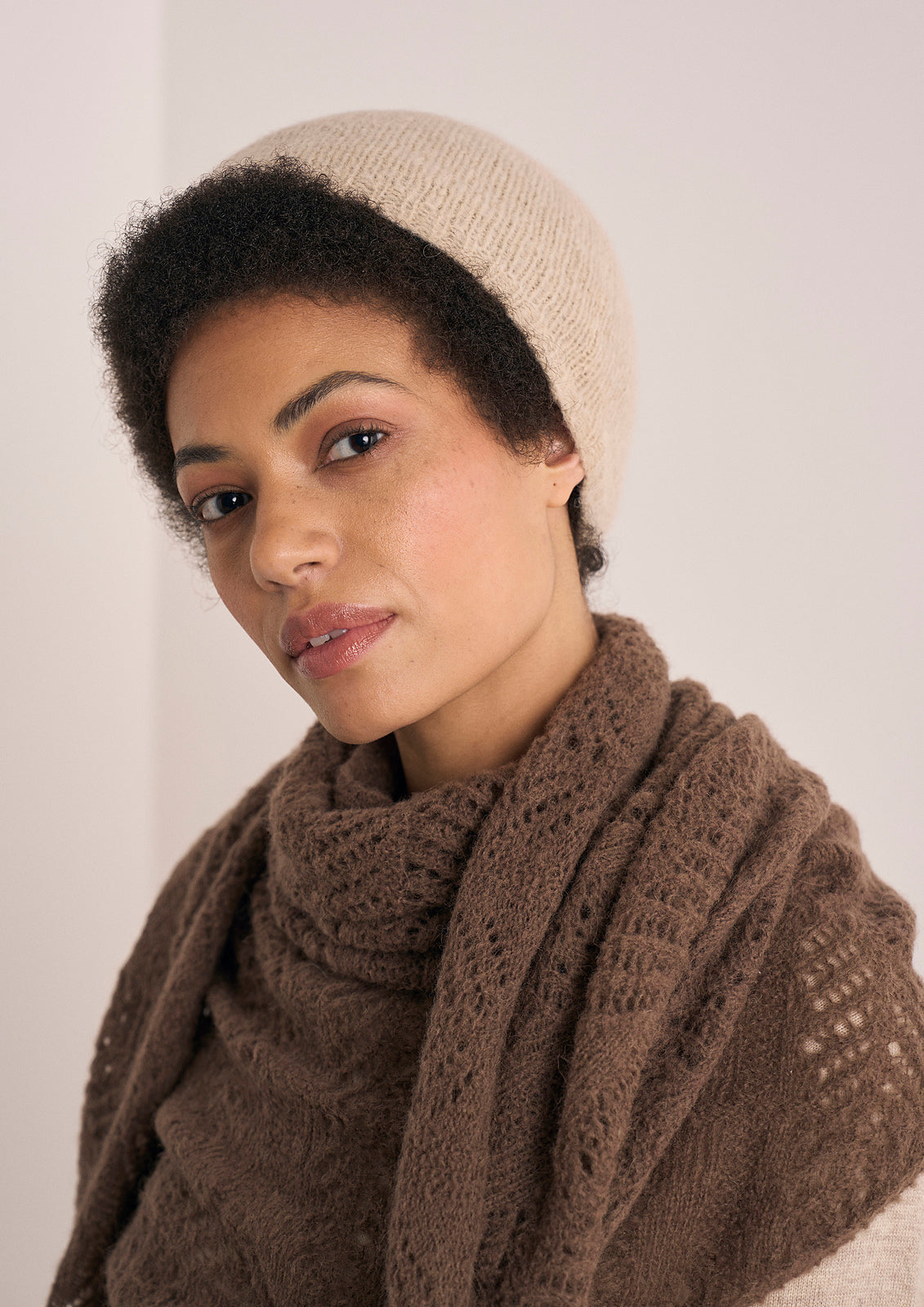 A Rowan Mode Alpaca Haze Pattern - Shoal + Metton Cowl (PDF)