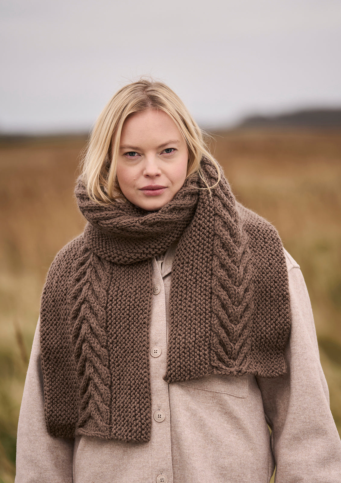 A Rowan Mode Chunky Wool Pattern - Highoak + Isle Hat and Scarf (PDF)