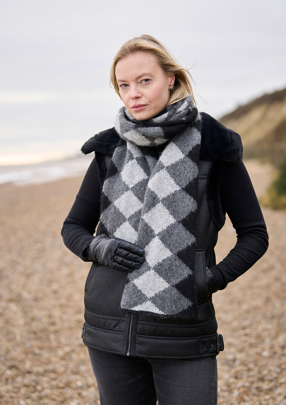 A Rowan Mode Softest Alpaca Pattern - Wave Hat + Wrap (PDF)