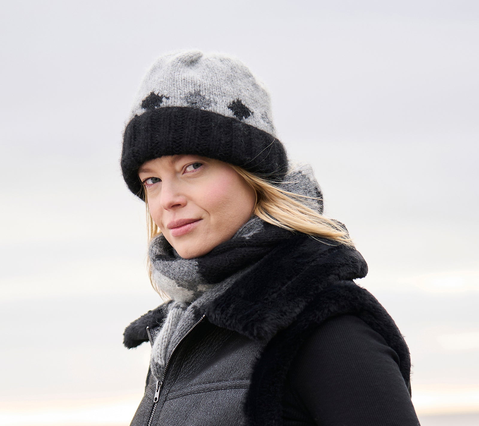 A Rowan Mode Softest Alpaca Pattern - Wave Hat + Wrap (PDF)