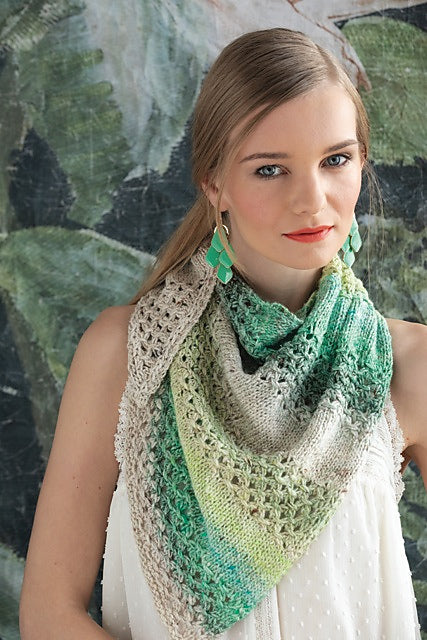A Noro Akari Pattern - Triangular Shawl 